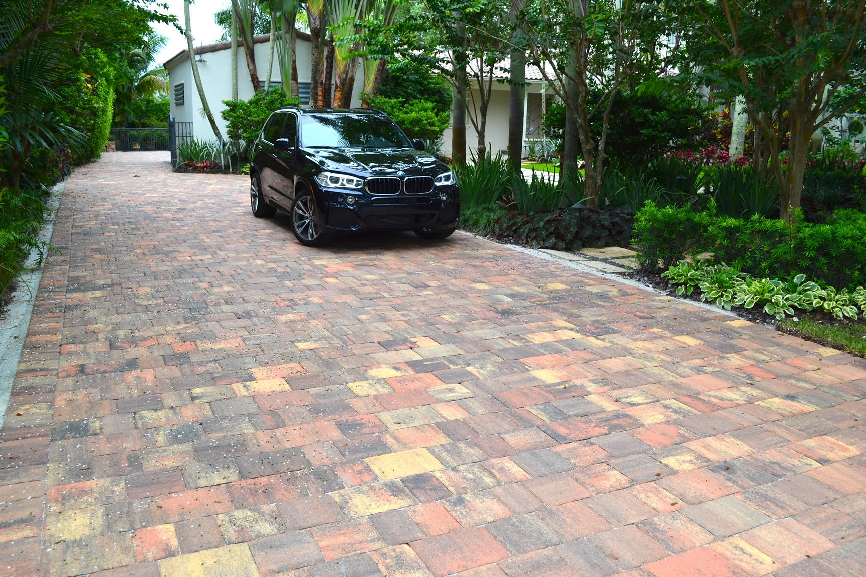 Pool Paver Installation in Chicago, Illinois